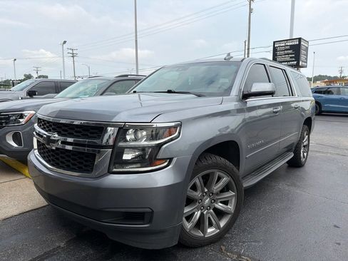 Used 2018 Chevrolet Suburban LT w/ Max Trailering Package AWD/4WD image 1