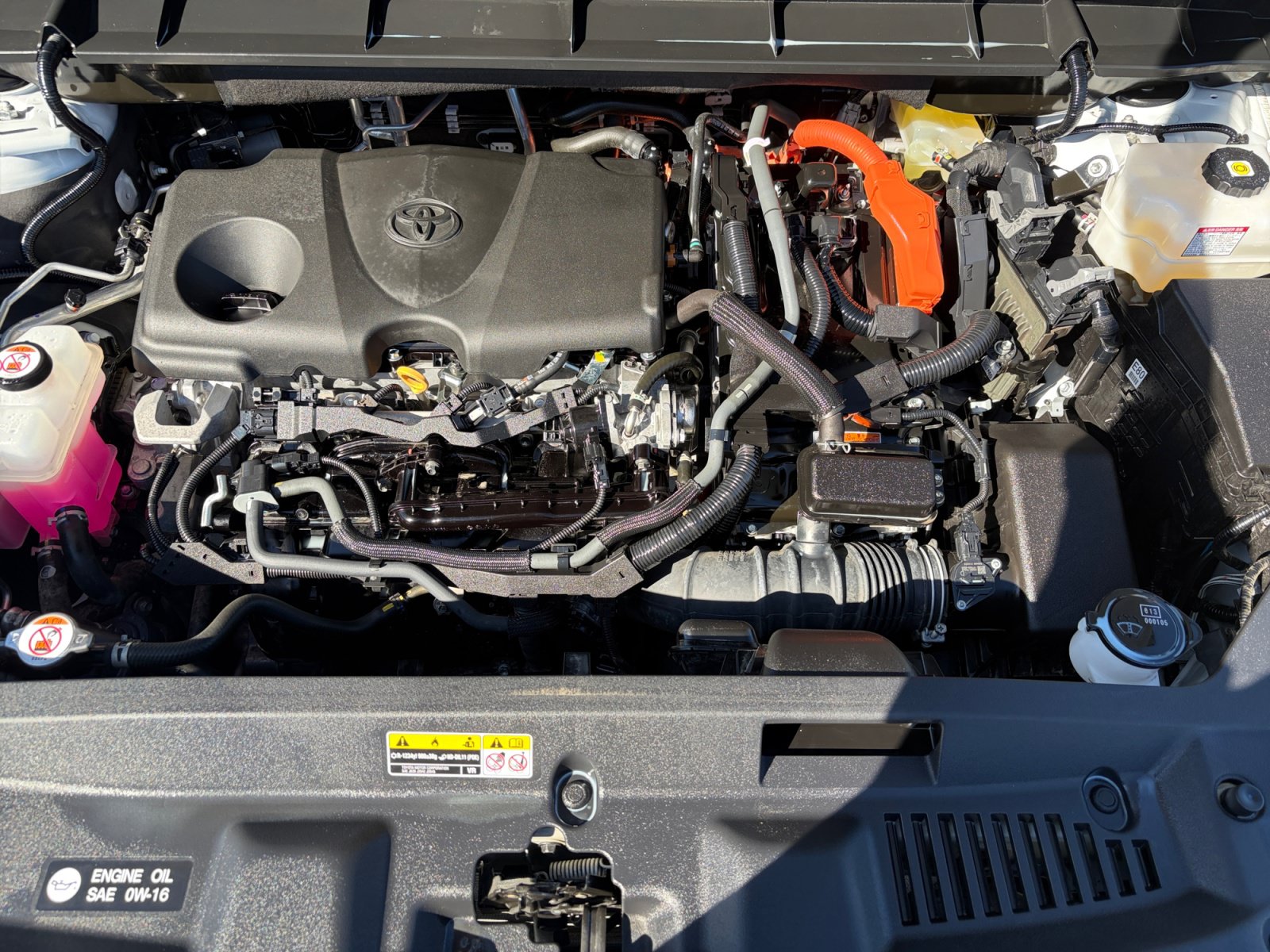 Used 2023 Toyota Highlander LE AWD/4WD image 32