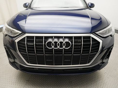 Certified 2025 Audi Q3 2.0T Premium Plus w/ Premium Plus Package AWD/4WD image 22