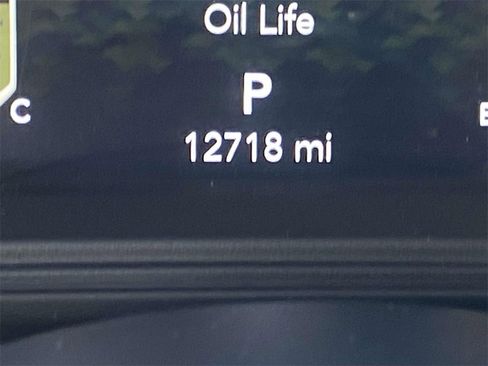 Used 2024 Jeep Wrangler Sport S image 34