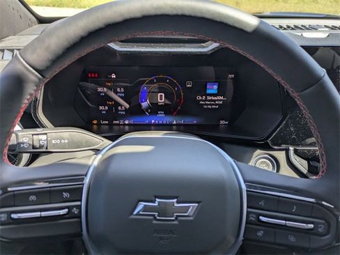 New 2025 Chevrolet Colorado Z71 w/ Midnight Edition image 16