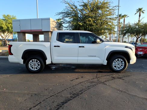 Used 2024 Toyota Tundra SR5 AWD/4WD image 3