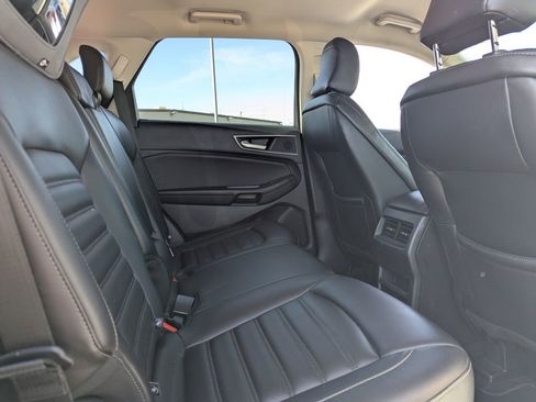 Used 2024 Ford Edge SEL AWD/4WD image 32