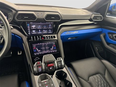 Used 2024 Lamborghini Urus S image 24
