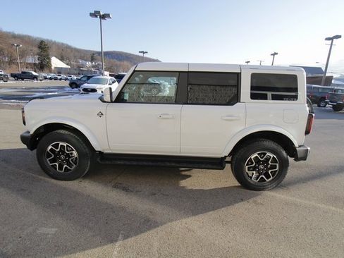 New 2025 Ford Bronco Outer Banks image 10