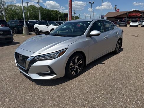 Used 2021 Nissan Sentra SV FWD image 3