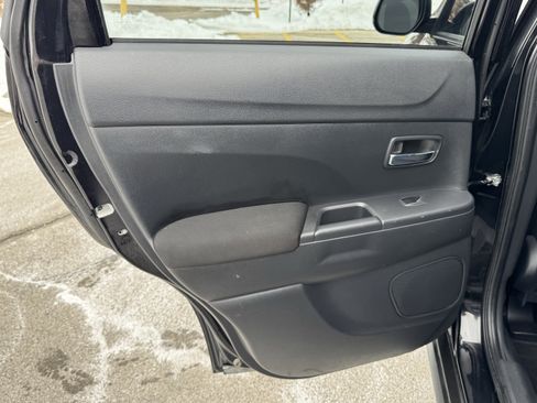 Used 2022 Mitsubishi Outlander Sport LE image 30