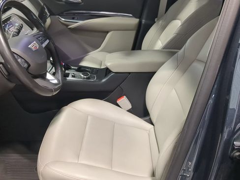 Used 2021 Cadillac XT4 Luxury w/ Cold Weather Package AWD/4WD image 20