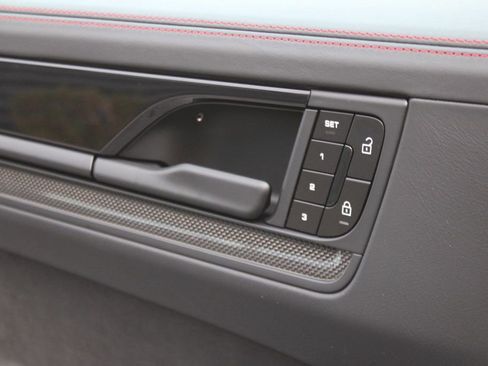 New 2026 Porsche Cayenne GTS image 18