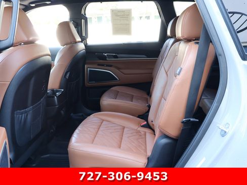 Used 2024 Kia Telluride EX X-Line image 17