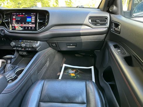 Used 2024 Dodge Durango GT image 34