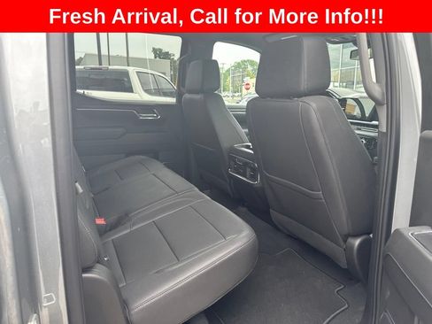 Used 2023 GMC Sierra 1500 SLT w/ SLT Premium Package AWD/4WD image 15