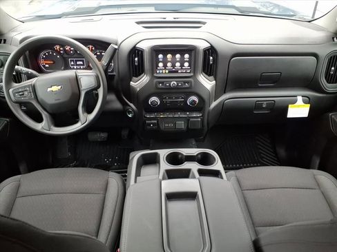 New 2026 Chevrolet Silverado 2500 Custom AWD/4WD image 16
