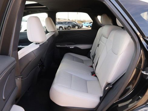 Used 2016 Ford F150 XLT w/ XTR Package image 25