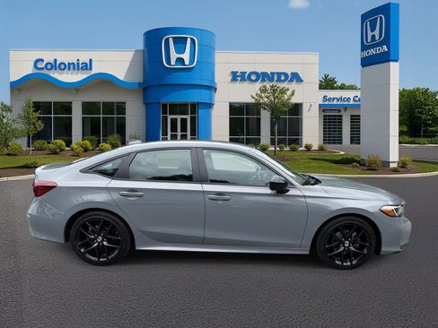Used 2025 Honda Civic Sport image 7