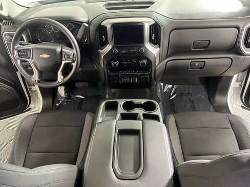 Used 2020 Chevrolet Silverado 2500 LT AWD/4WD image 10