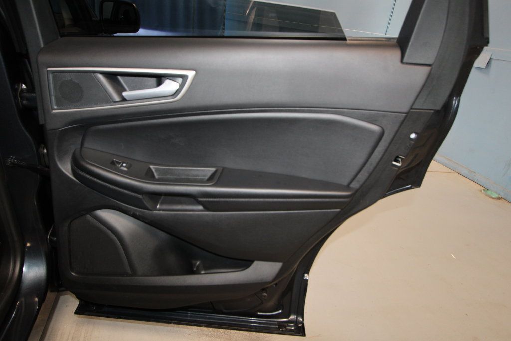 Used 2024 Ford Edge SEL w/ Convenience Package AWD/4WD image 26