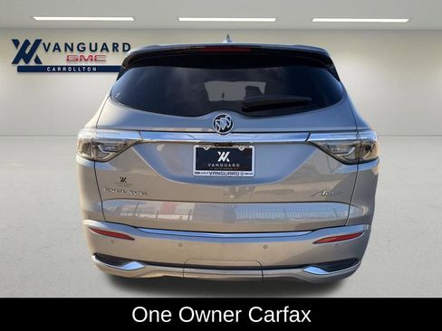 Used 2023 Buick Enclave Avenir image 3