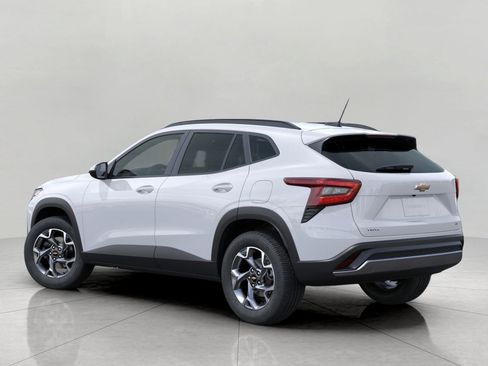 New 2026 Chevrolet Trax LT w/ Driver Confidence Package image 3