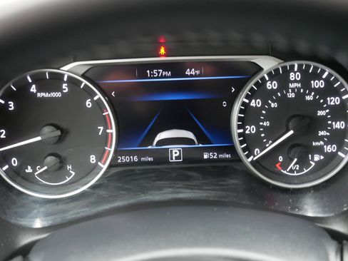 Certified 2022 Nissan Sentra SV w/ Trunk Package image 21