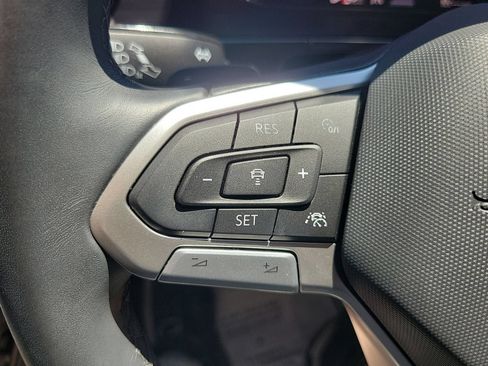 Used 2024 Volkswagen Atlas SEL Premium R-Line AWD/4WD image 24