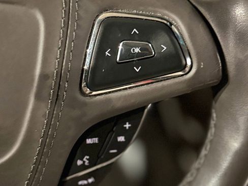 Used 2020 Lincoln MKZ Reserve w/ Elements Package image 57