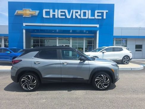 New 2026 Chevrolet TrailBlazer RS w/ Convenience Package AWD/4WD image 2