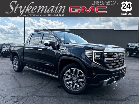 Used 2024 GMC Sierra 1500 Denali AWD/4WD image 1
