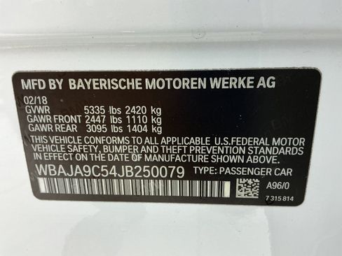 Used 2018 BMW 530e RWD image 51