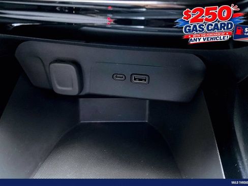 Used 2025 Chevrolet Trax LT w/ Driver Confidence Package FWD image 33