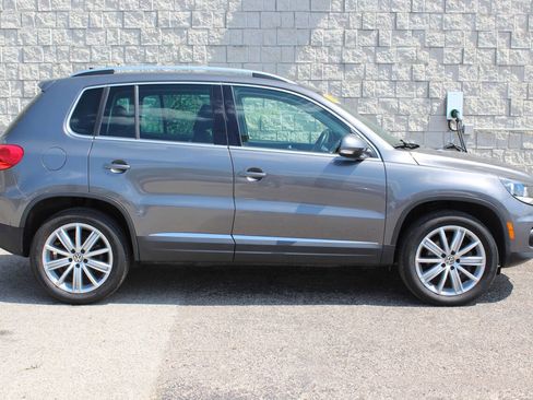 Used 2014 Volkswagen Tiguan SEL image 6
