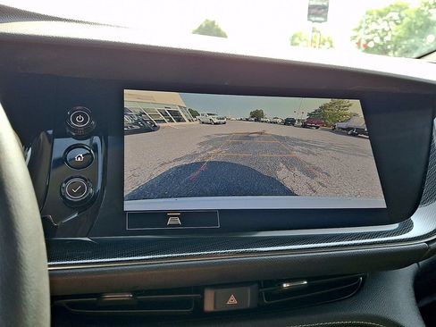 Certified 2021 Buick Envision Preferred AWD/4WD image 17