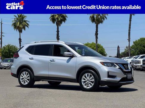 Used 2019 Nissan Rogue SV FWD image 1
