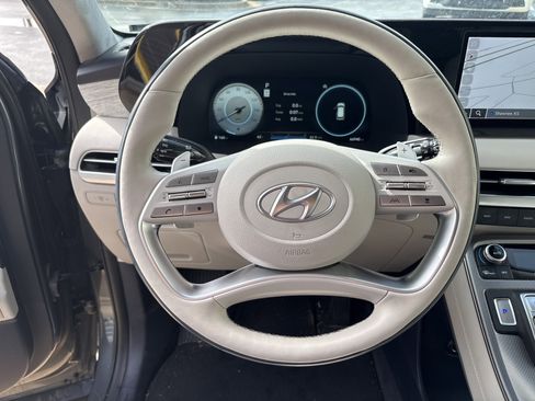 Used 2023 Hyundai Palisade Calligraphy w/ Cargo Package FWD image 18