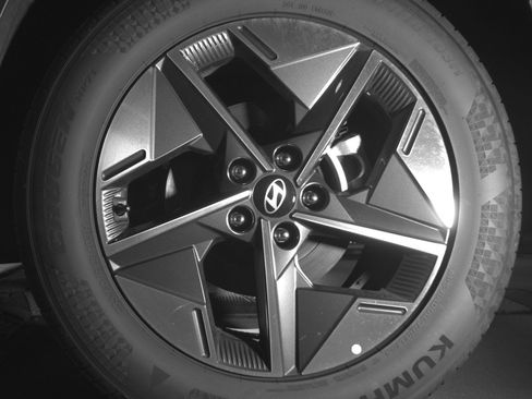 Used 2025 Hyundai Tucson SEL image 14