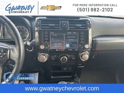 Used 2024 Toyota 4Runner TRD Off-Road Premium image 18