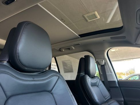 New 2026 Lincoln Aviator Reserve AWD/4WD image 17