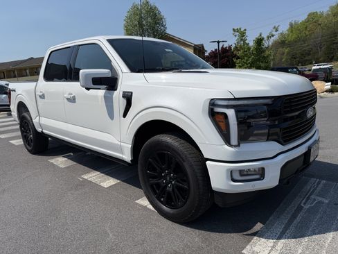 New 2026 Ford F150 Platinum w/ Equipment Group 702A High AWD/4WD image 3