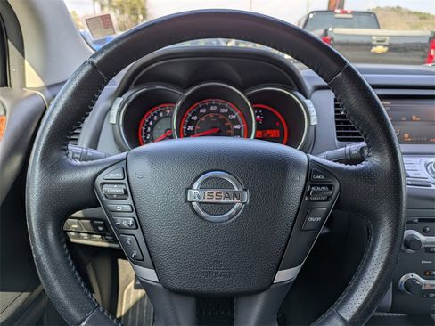 Used 2010 Nissan Murano LE w/ Navigation Pkg image 23