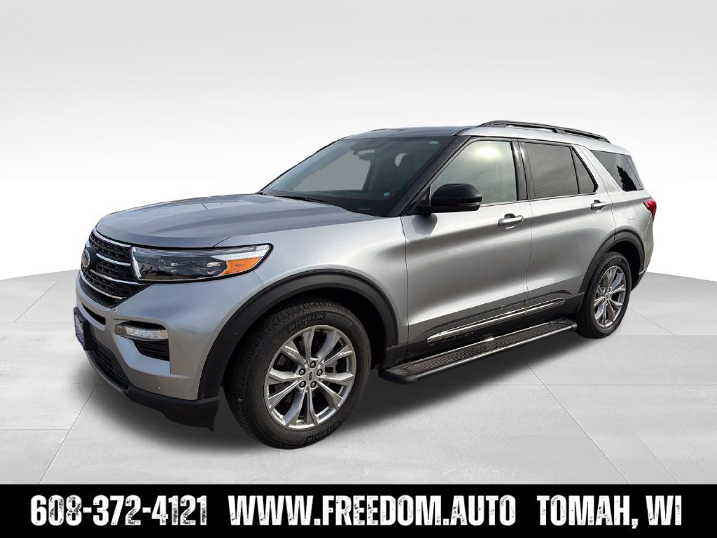 Used 2024 Ford Explorer XLT w/ Equipment Group 202A AWD/4WD image 2