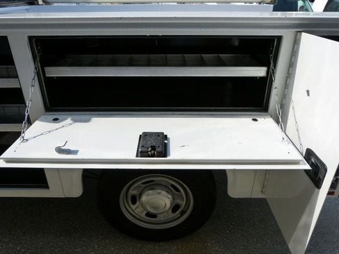 Used 2019 Ford F250 XL w/ Power Equipment Group image 18