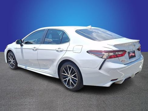 Used 2023 Toyota Camry SE w/ Convenience Package FWD image 7