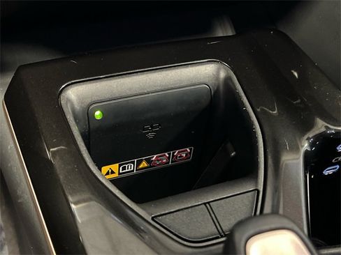 Used 2024 Toyota Crown XLE image 30