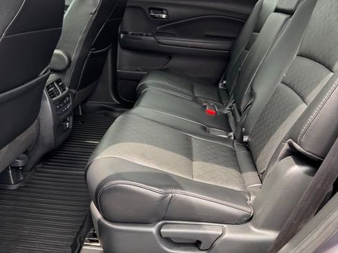 Used 2020 Honda Passport Touring image 11