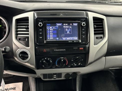 Used 2015 Toyota Tacoma 4x4 Access Cab image 22
