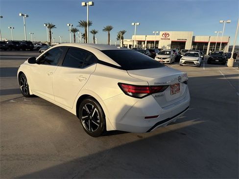 Used 2024 Nissan Sentra SV image 7