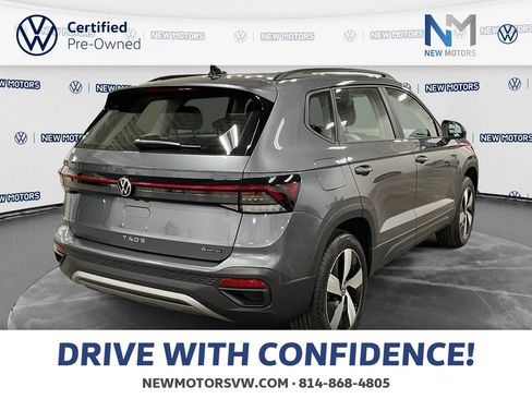 Used 2025 Volkswagen Taos S AWD/4WD image 5