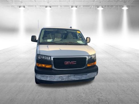 Used 2024 GMC Savana 2500 w/ Driver Convenience Package image 15