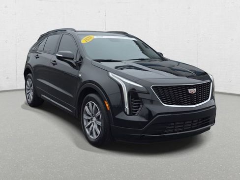 Certified 2023 Cadillac XT4 Sport w/ Cold Weather Package AWD/4WD image 3