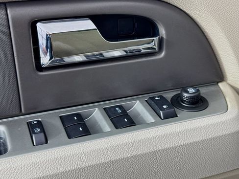 Used 2013 Ford Expedition XLT w/ HD Trailer Tow Pkg RWD image 19